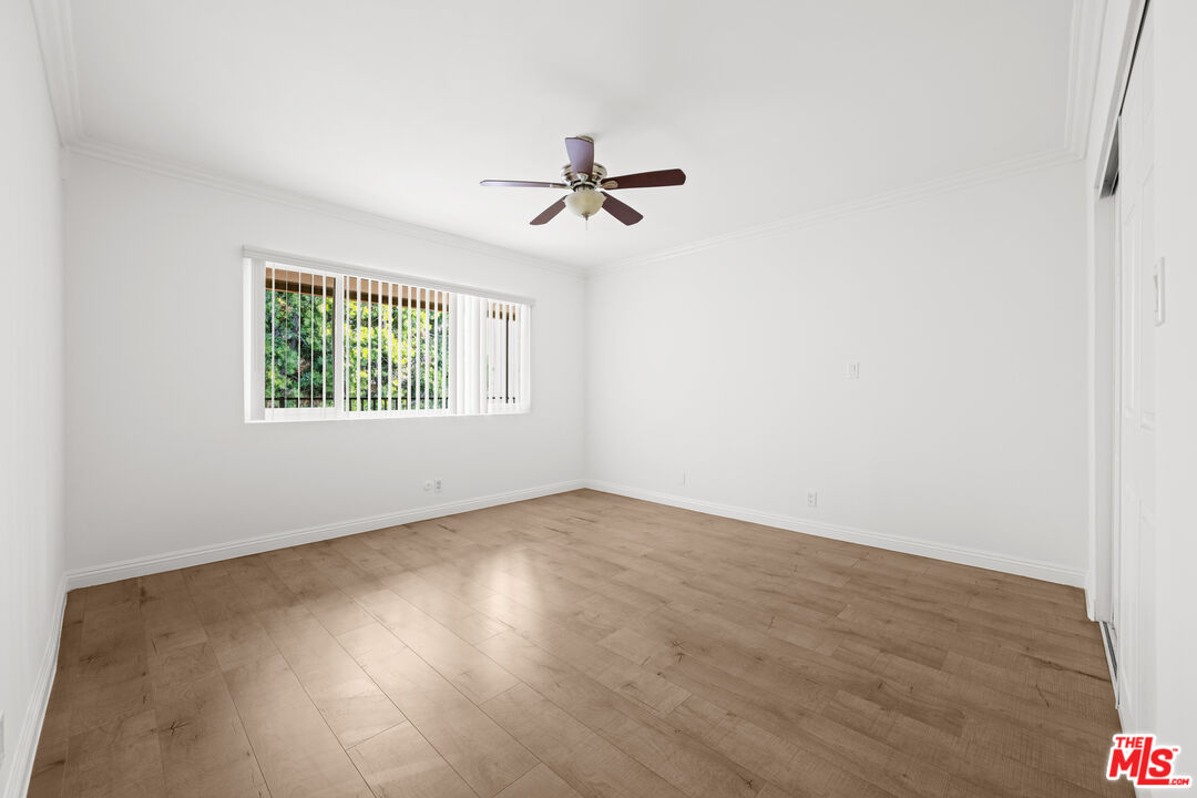 1032 S Bedford St Unit: 3