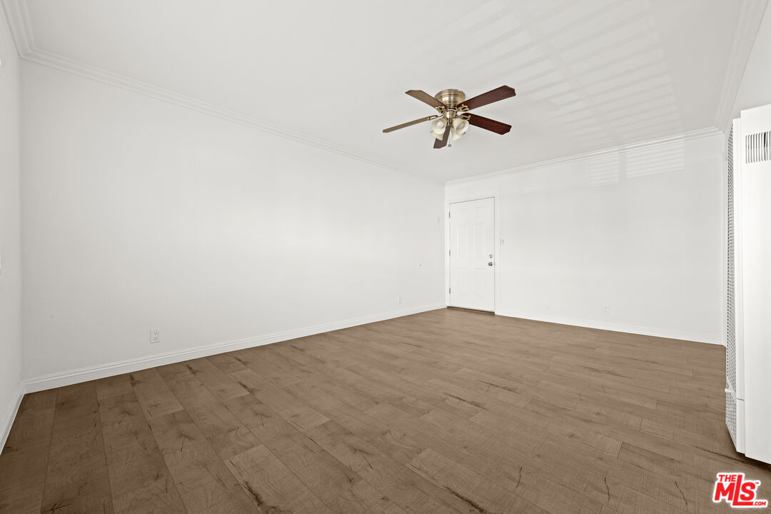 1032 S Bedford St Unit: 3