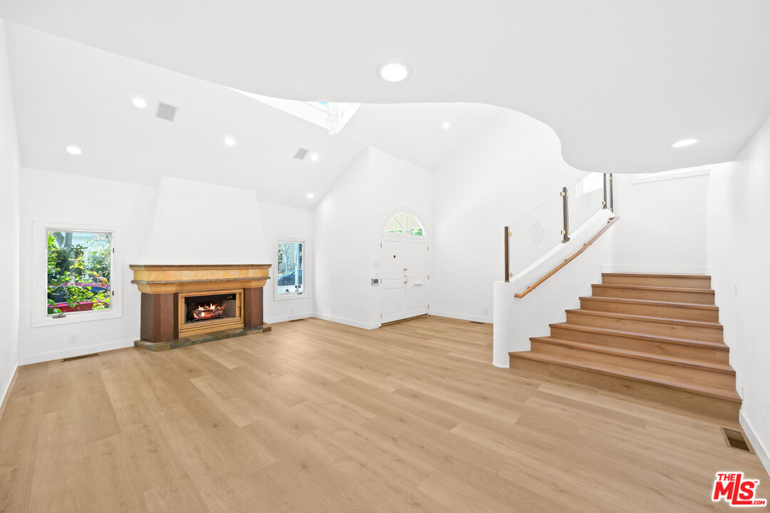 244 S Almont Dr