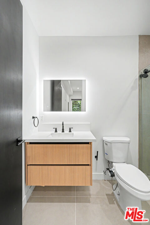 1907 S Corning St Unit: 1