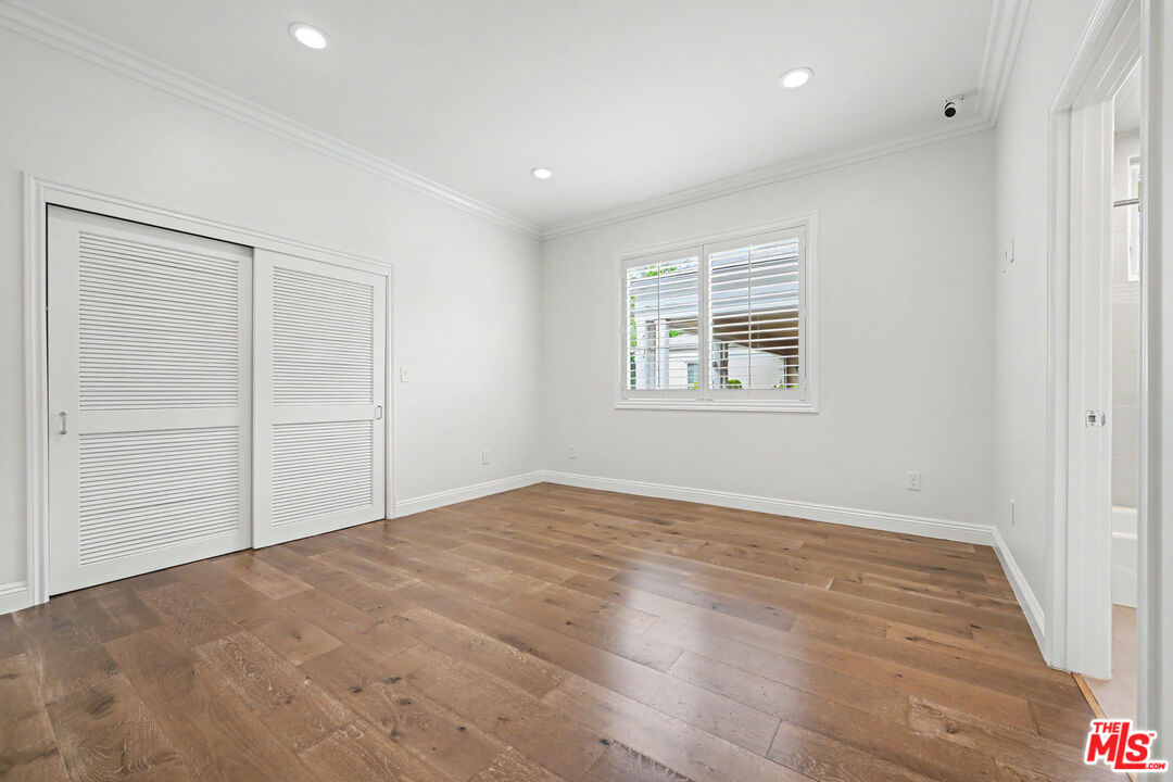 1908 S Durango Ave