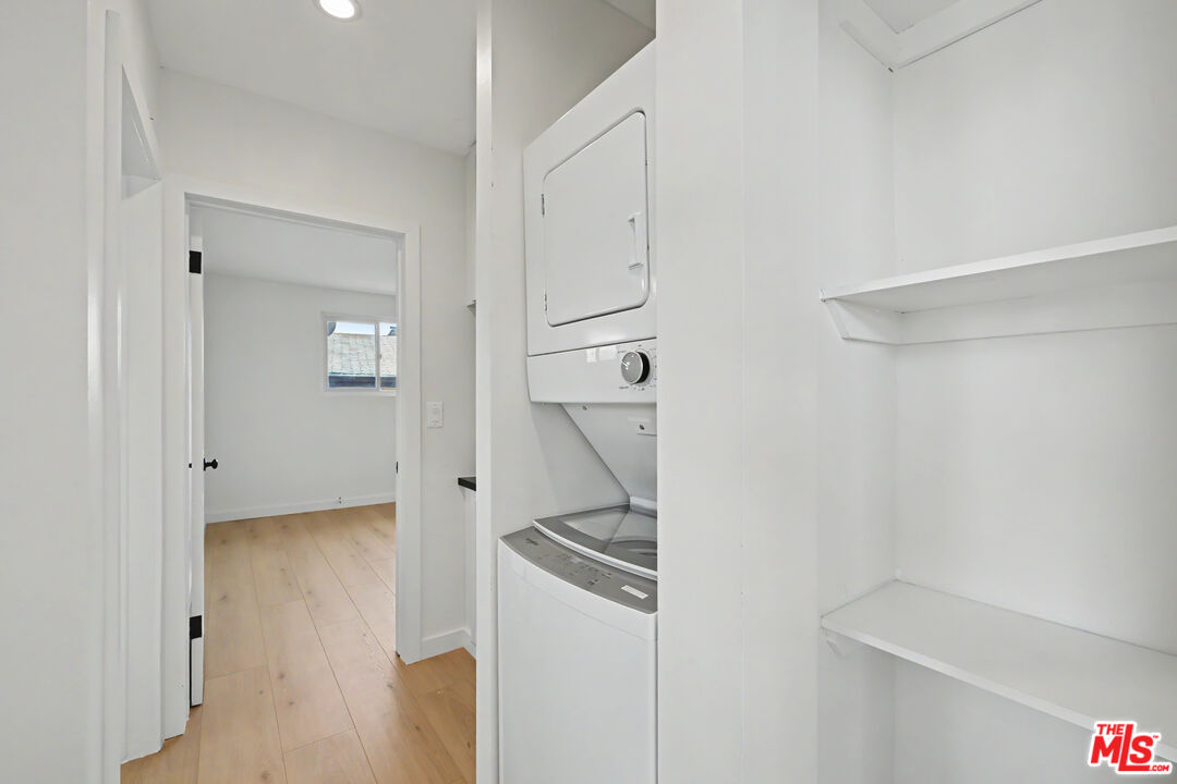 1445 S Sherbourne Dr Unit: 15