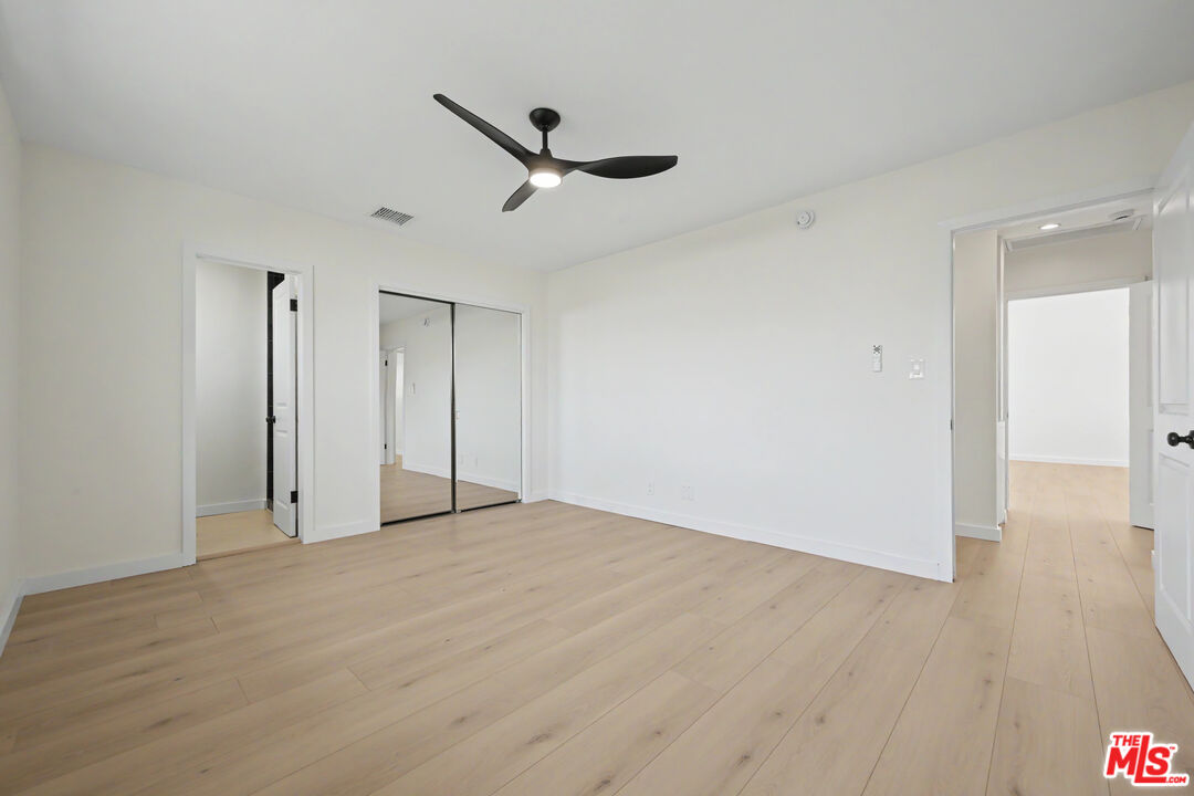 1445 S Sherbourne Dr Unit: 15