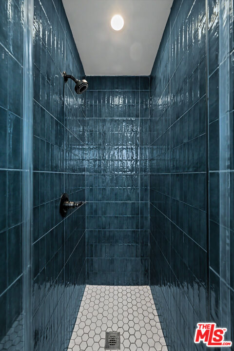 1445 S Sherbourne Dr Unit: 15