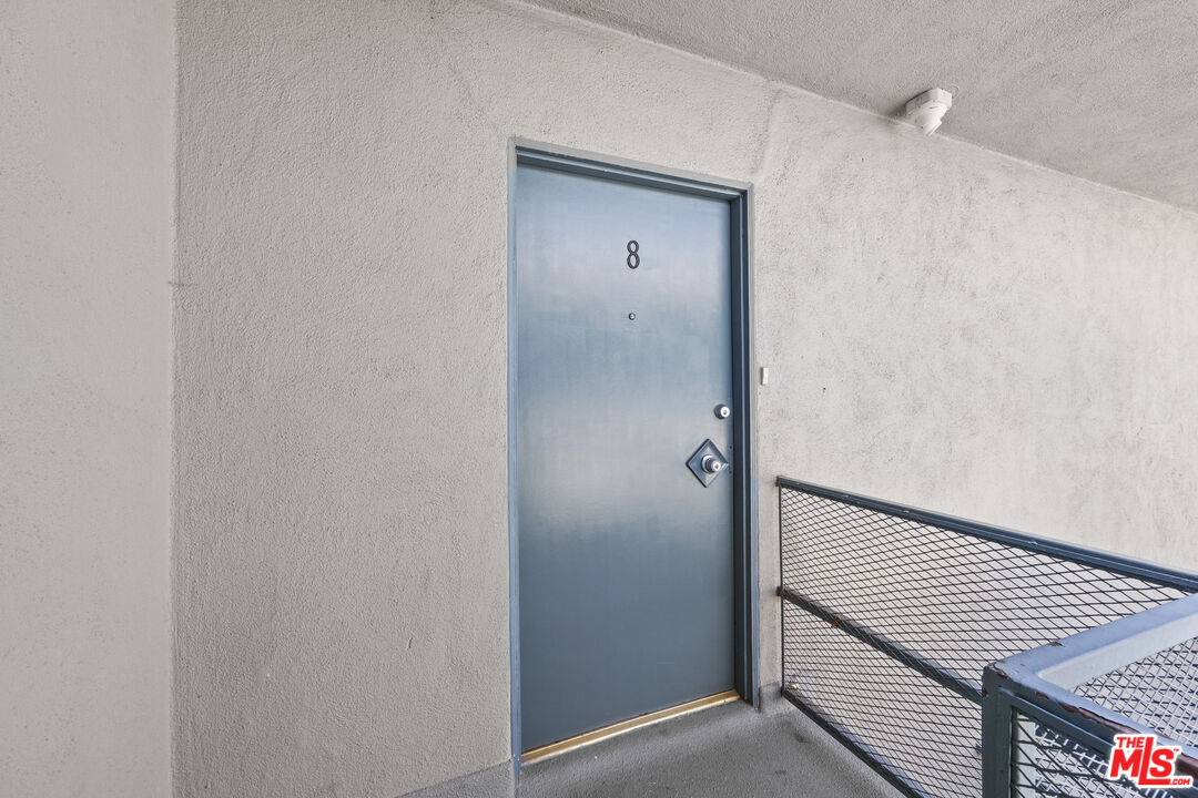 8638 Cashio St Unit: 8