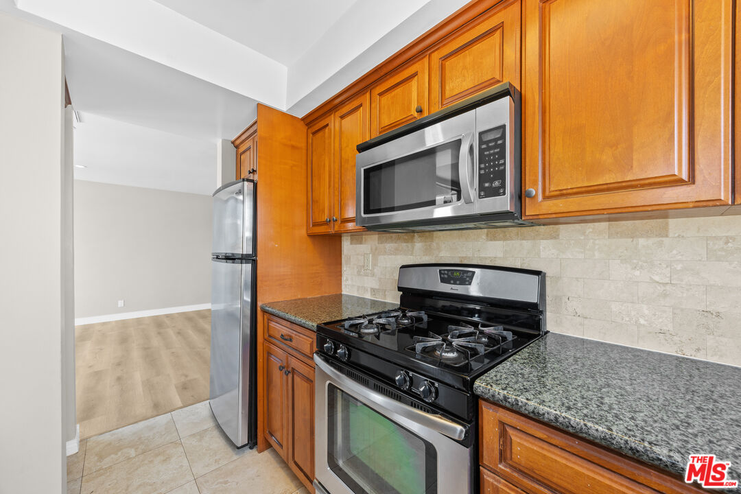 8638 Cashio St Unit: 8