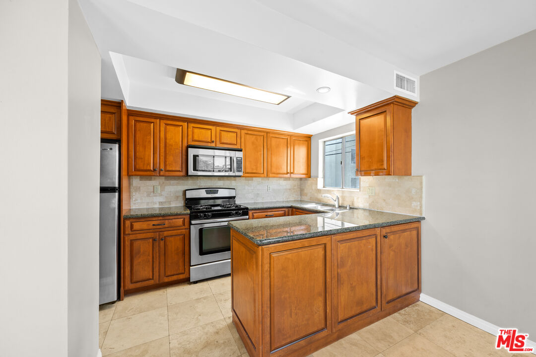 8638 Cashio St Unit: 8