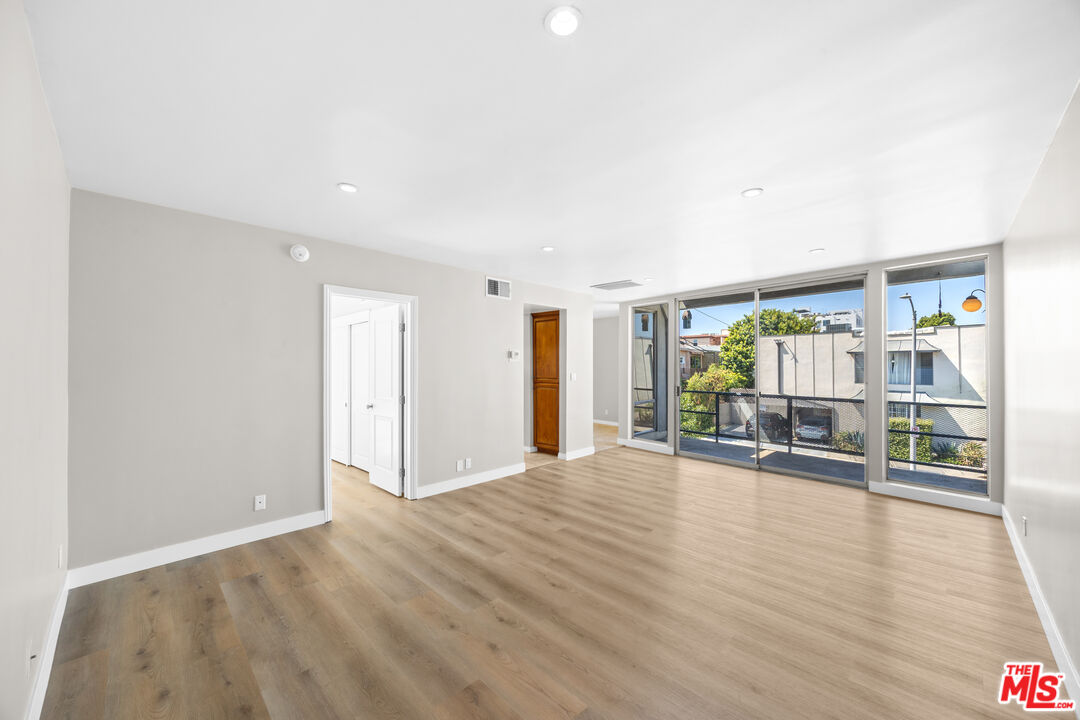 8638 Cashio St Unit: 8