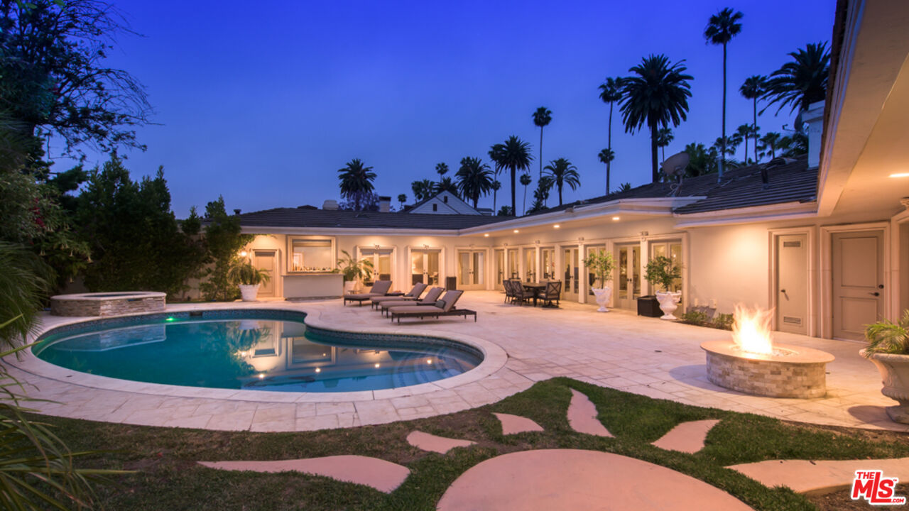716 N Beverly Dr