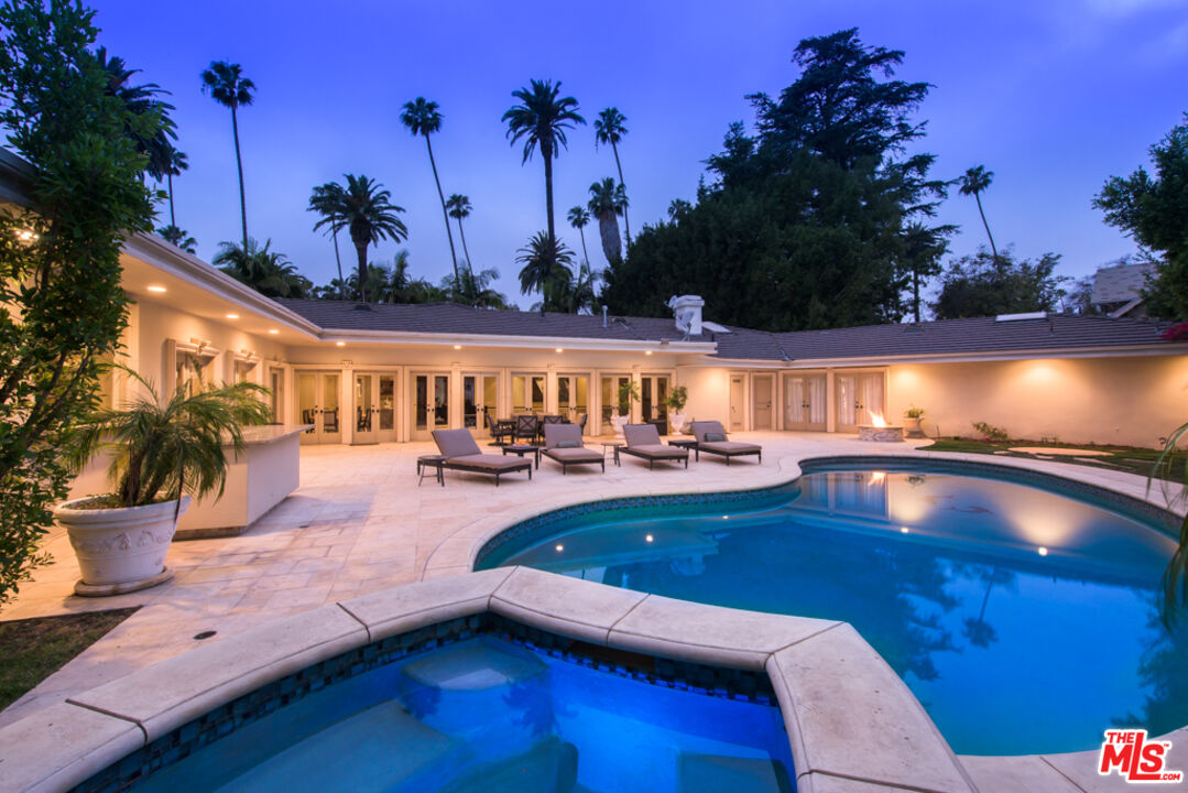 716 N Beverly Dr