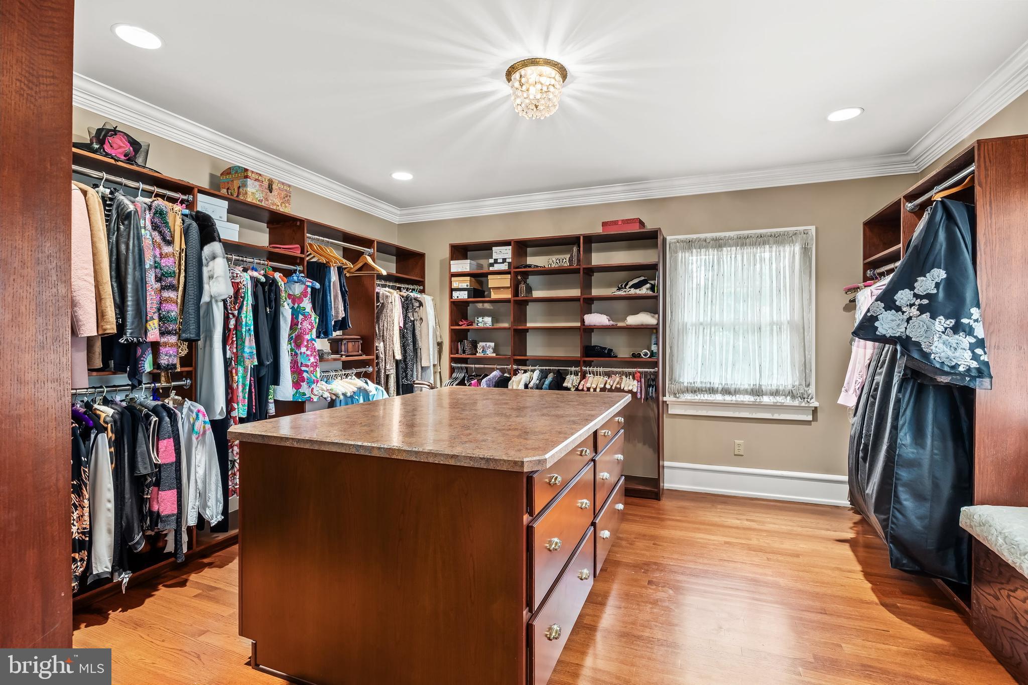 1103 Golf Rd