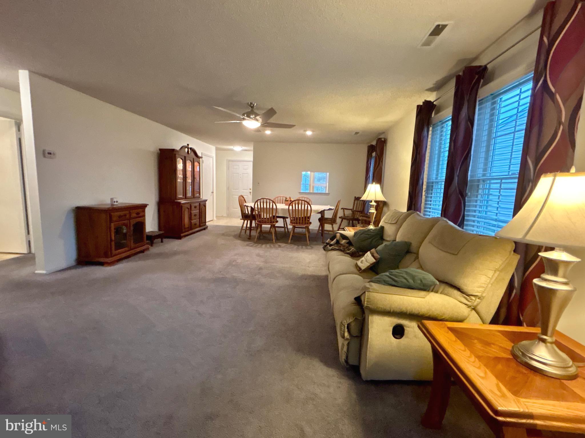 12 Gretna Ct