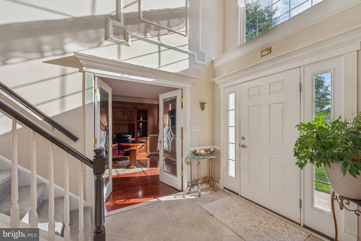 6 Black Pine Ln