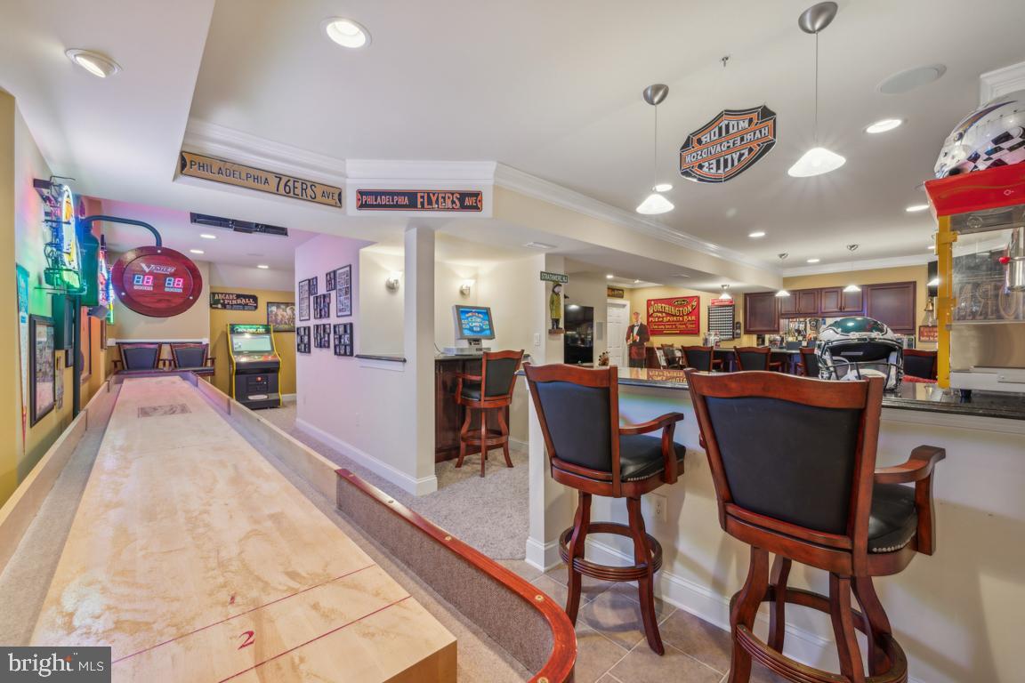 6 Black Pine Ln