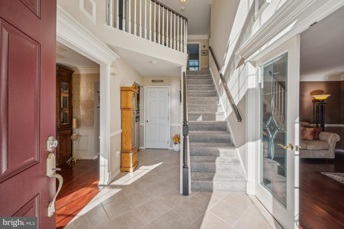 6 Black Pine Ln