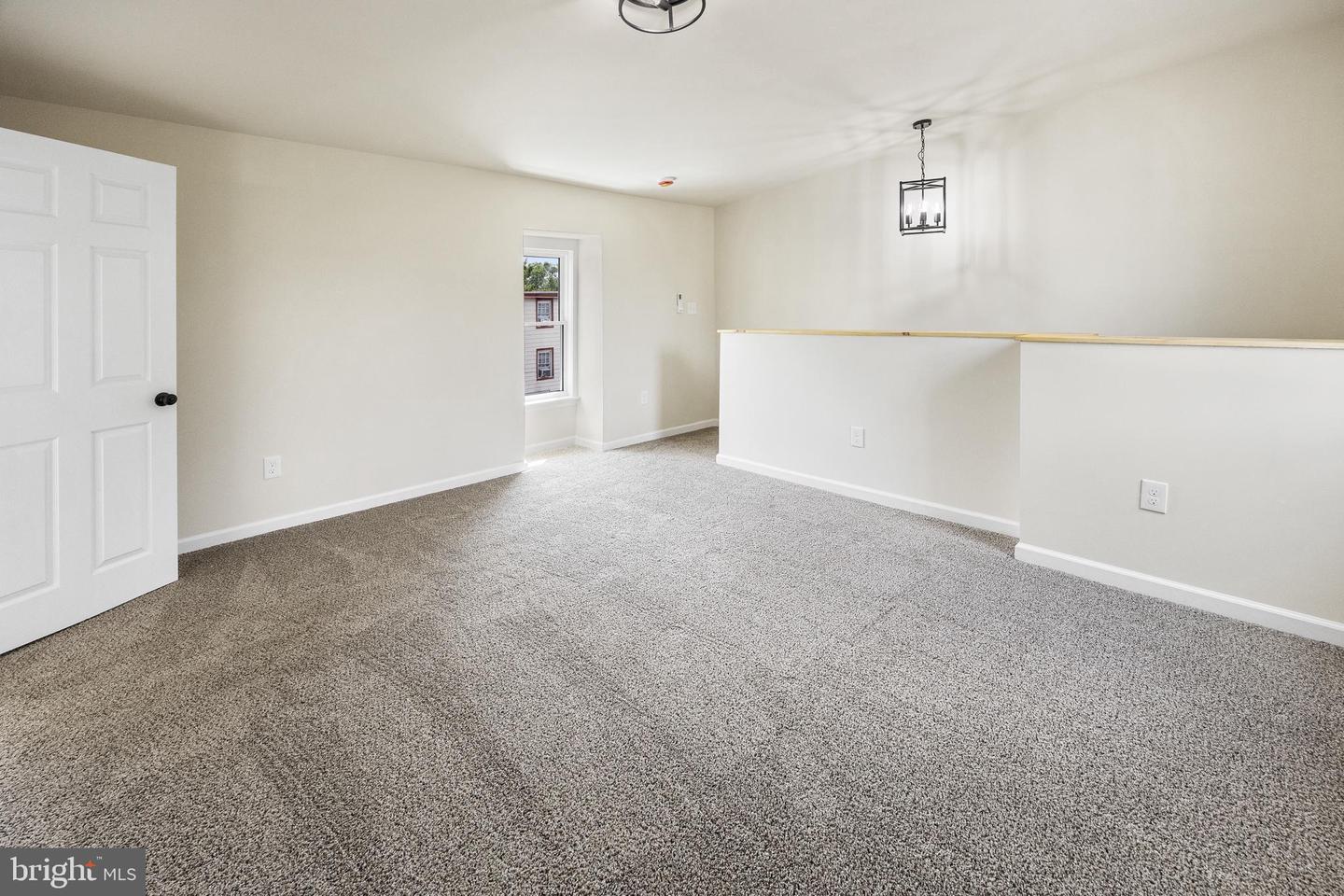 26 Pine St