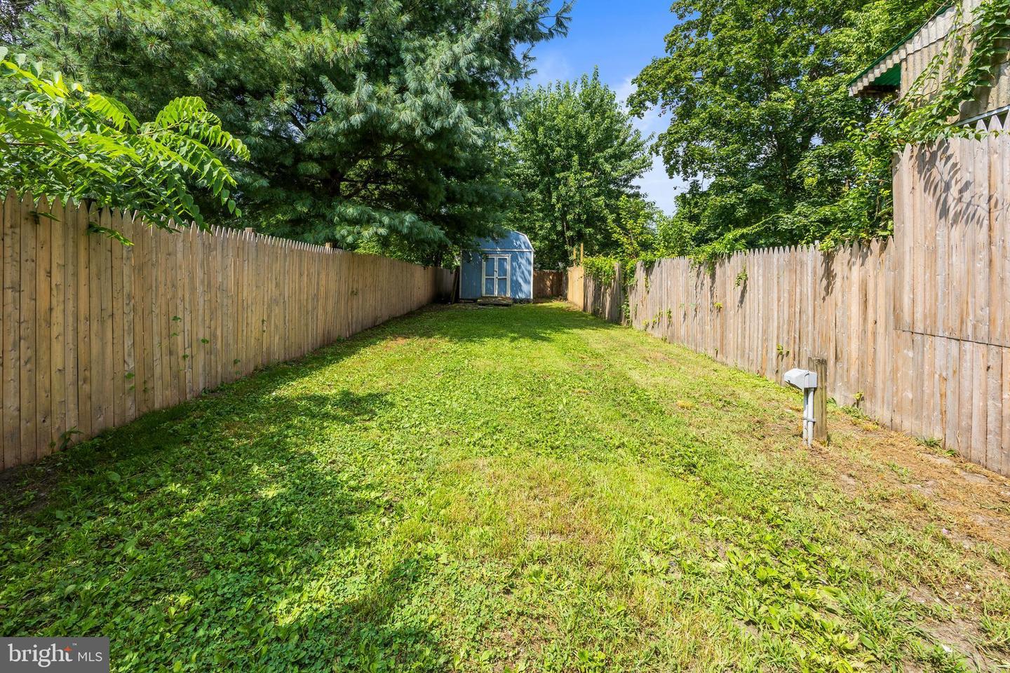 26 Pine St