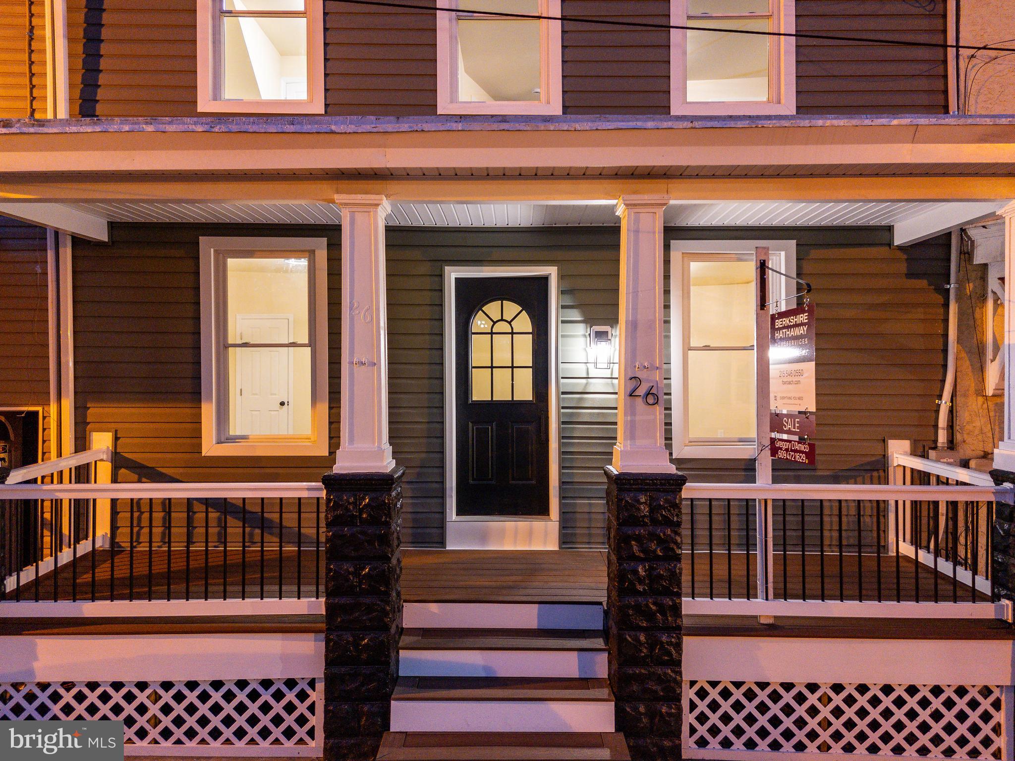 26 Pine St