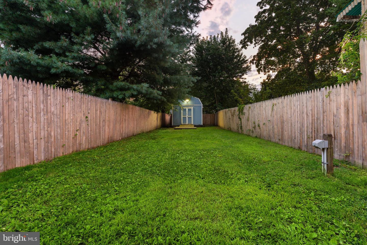 26 Pine St