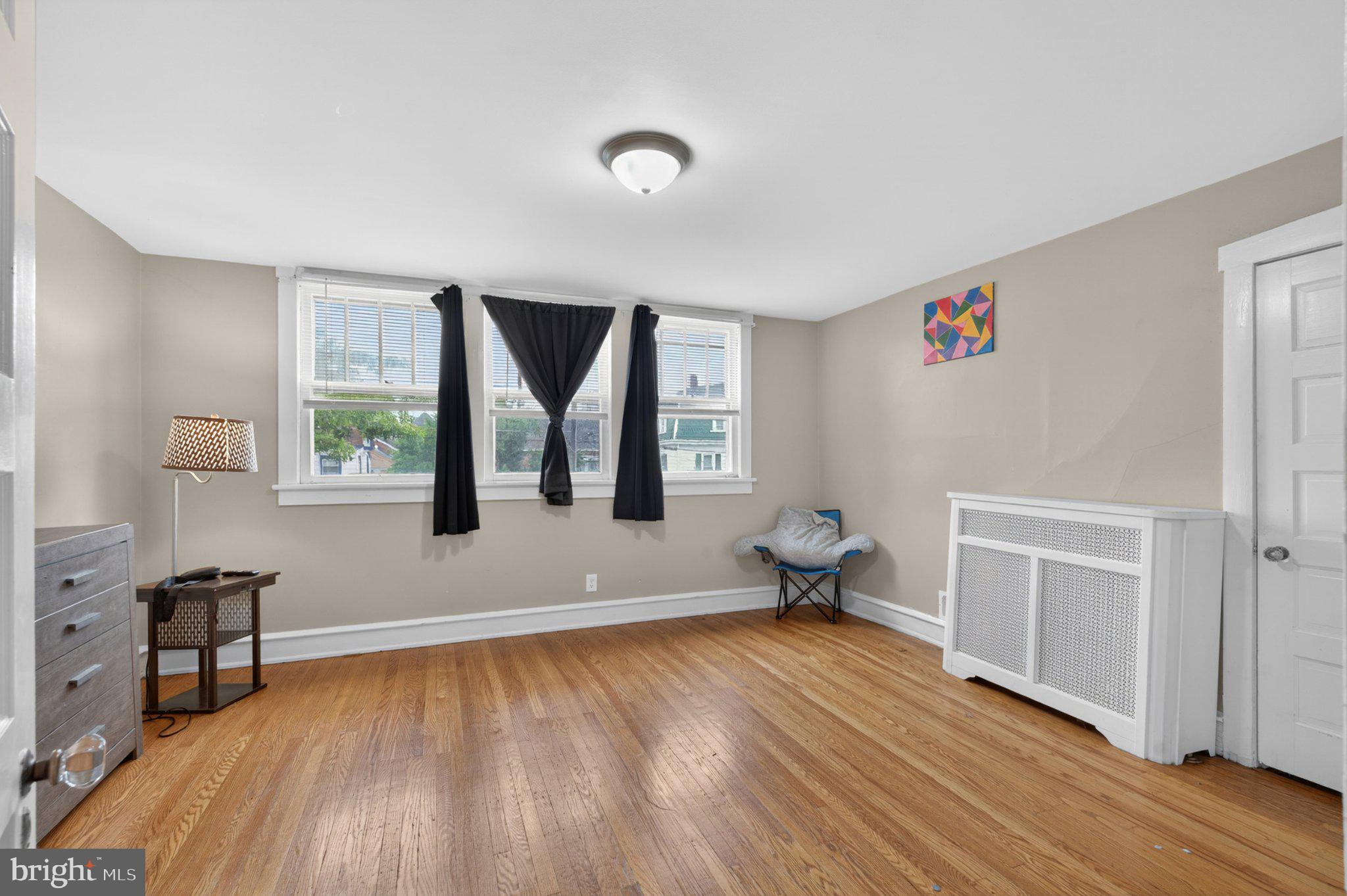 210 E MULBERRY STREET