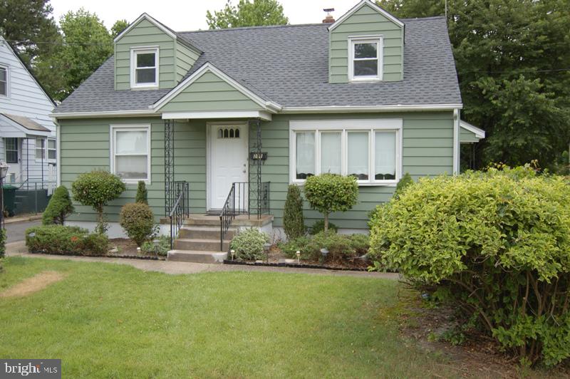 231 W Linden Ave