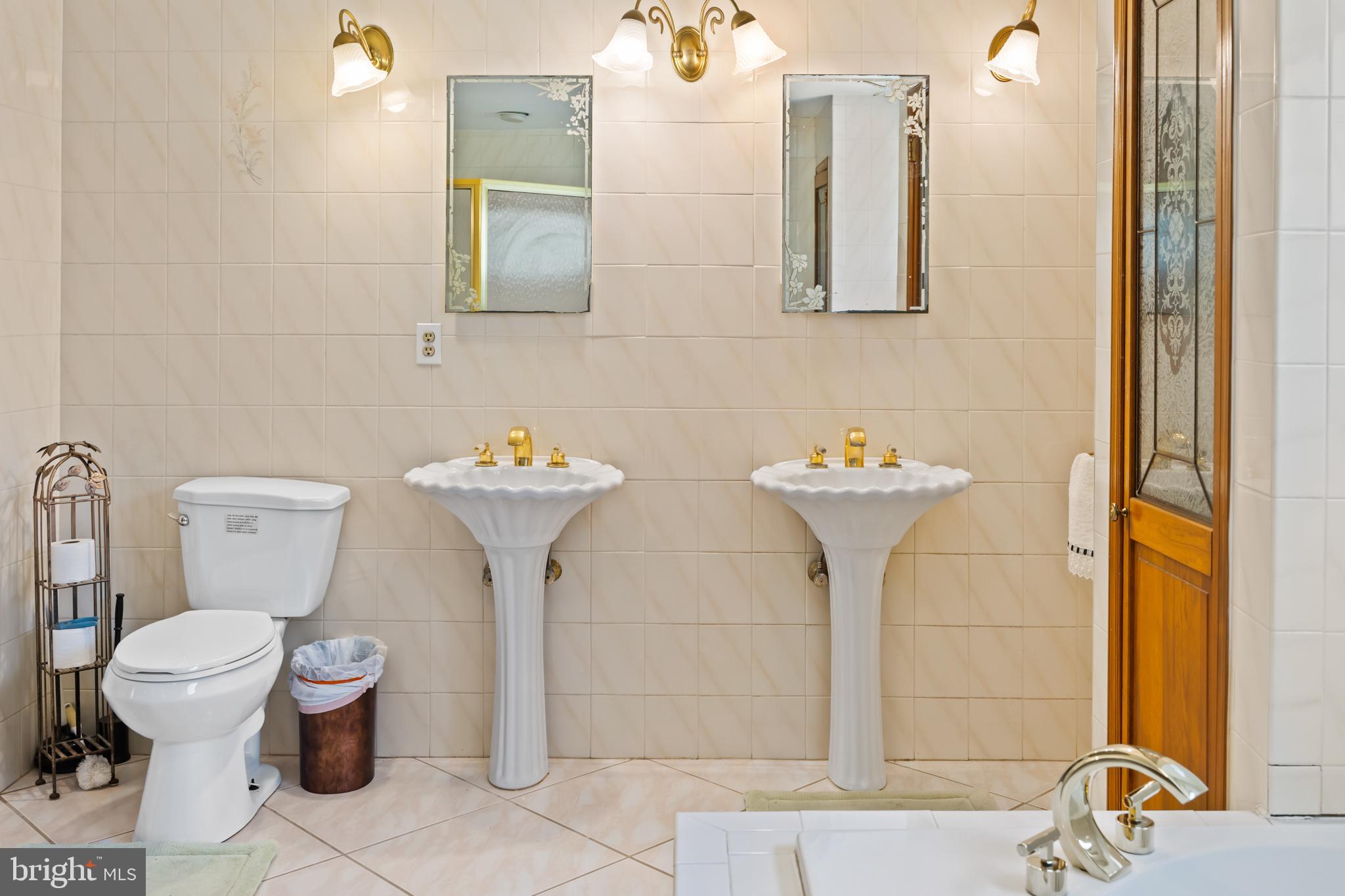4 Kimberly Ct