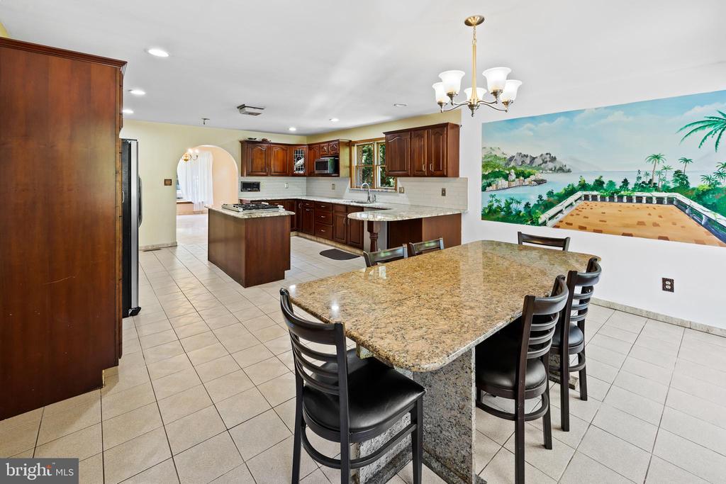 4 Kimberly Ct