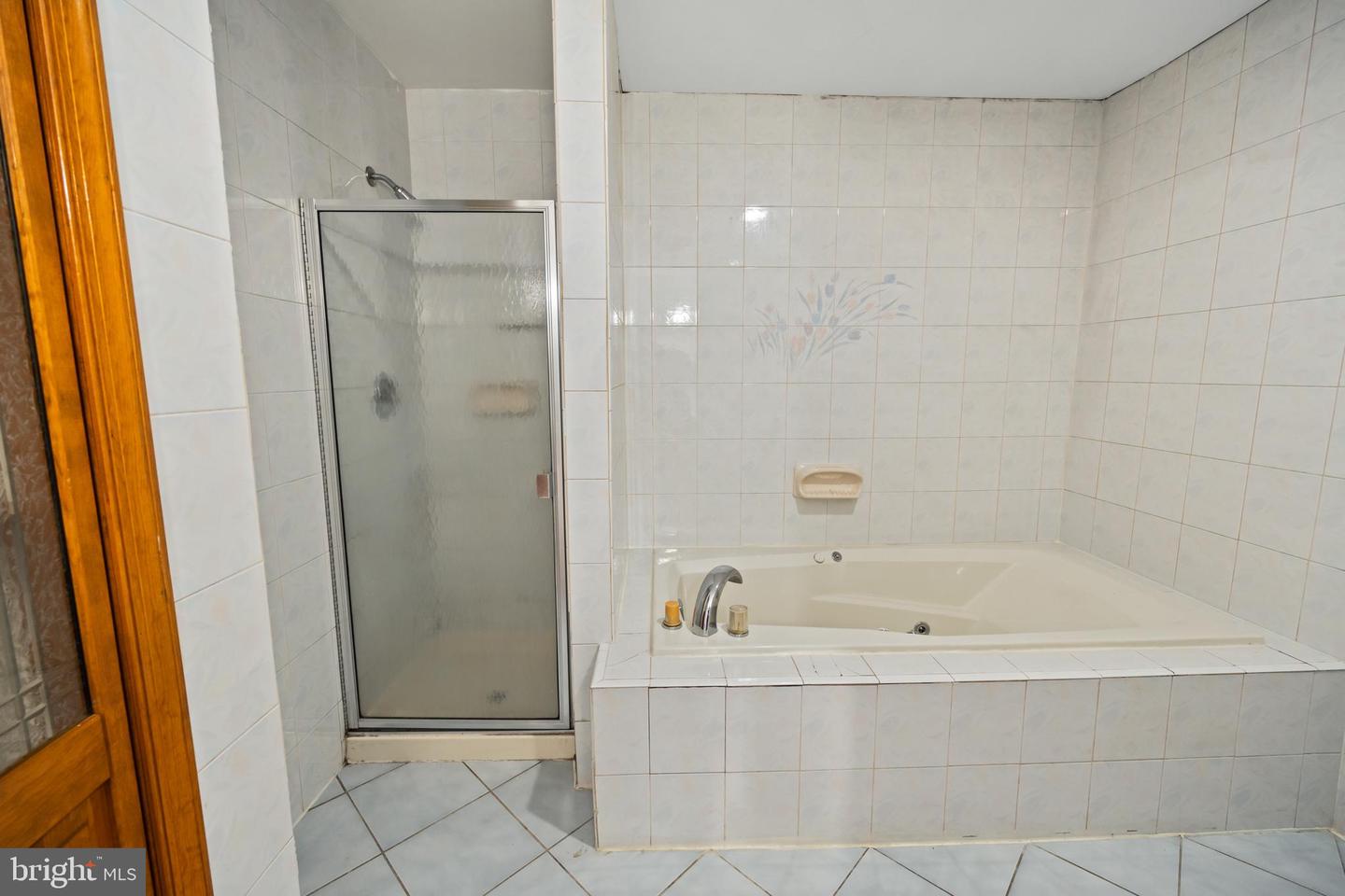 4 Kimberly Ct