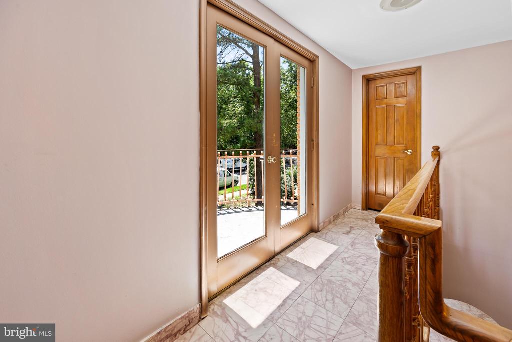 4 Kimberly Ct