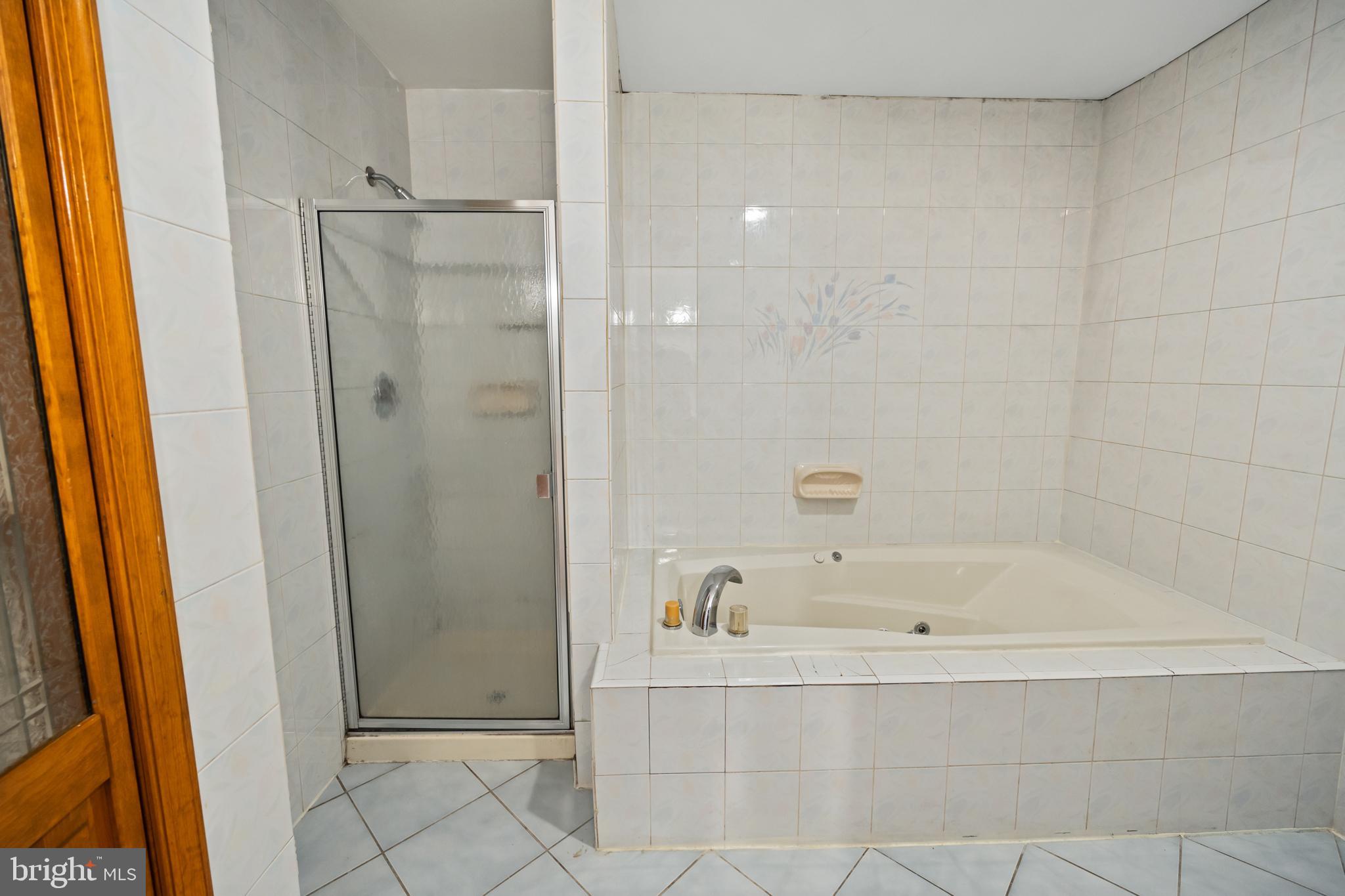 4 Kimberly Ct