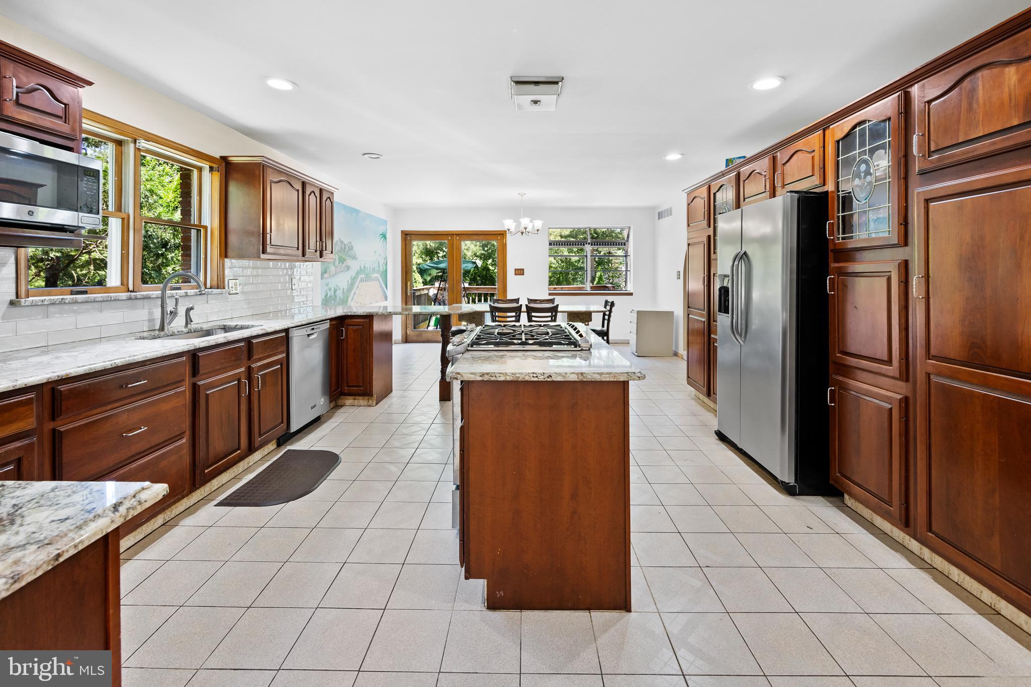 4 Kimberly Ct