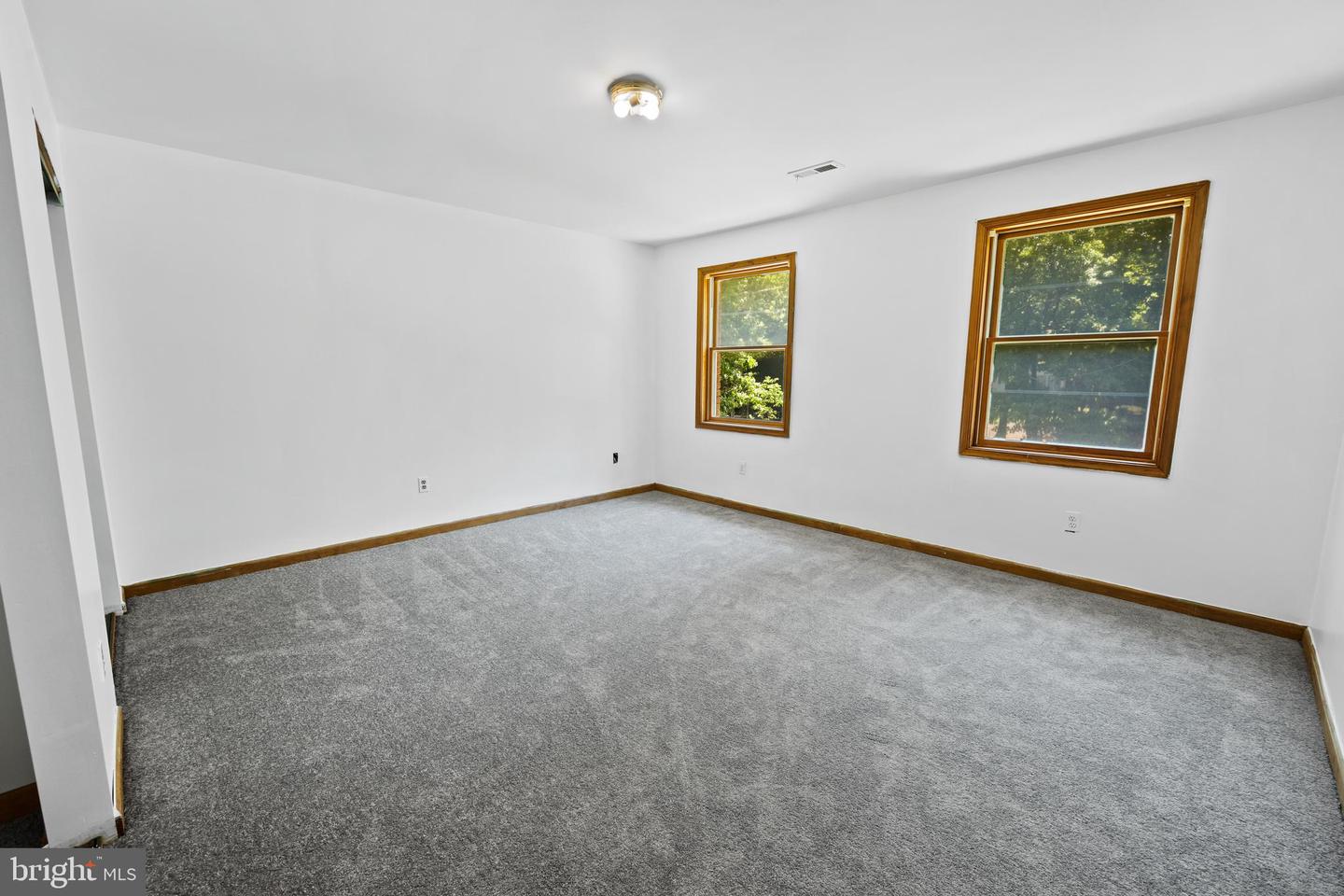 4 Kimberly Ct