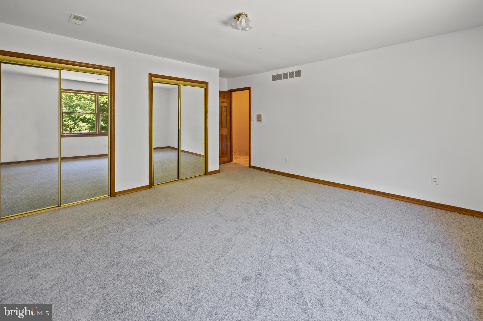 4 Kimberly Ct