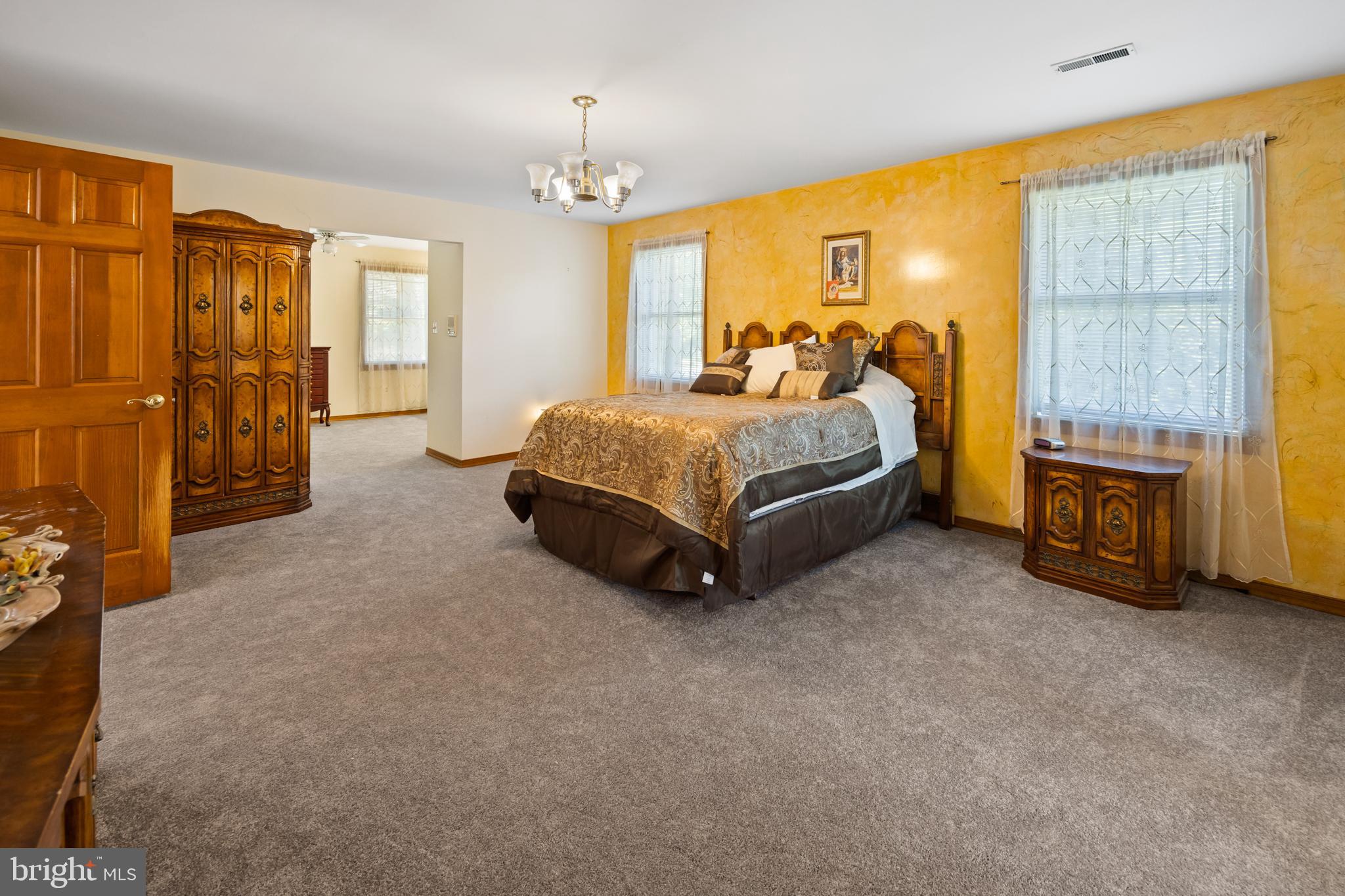4 Kimberly Ct