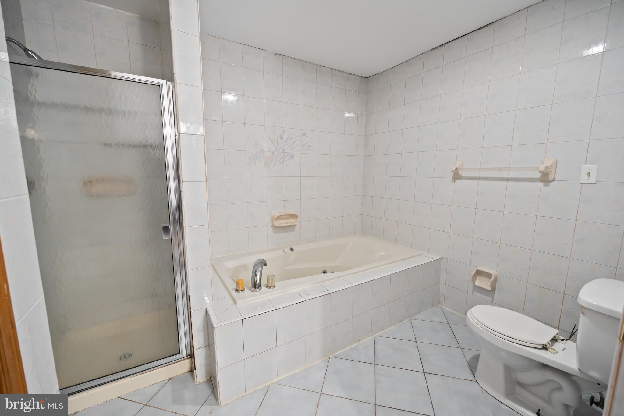 4 Kimberly Ct
