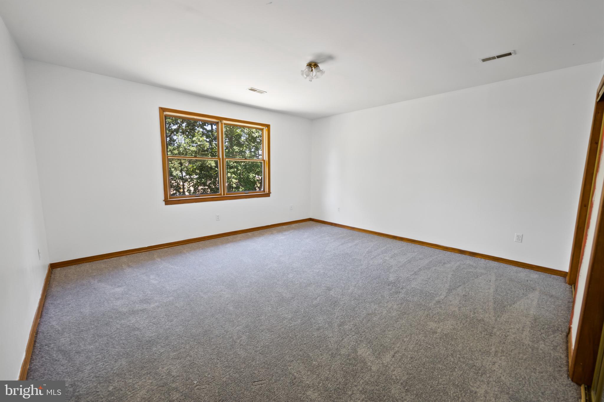 4 Kimberly Ct