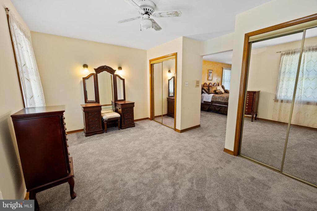4 Kimberly Ct