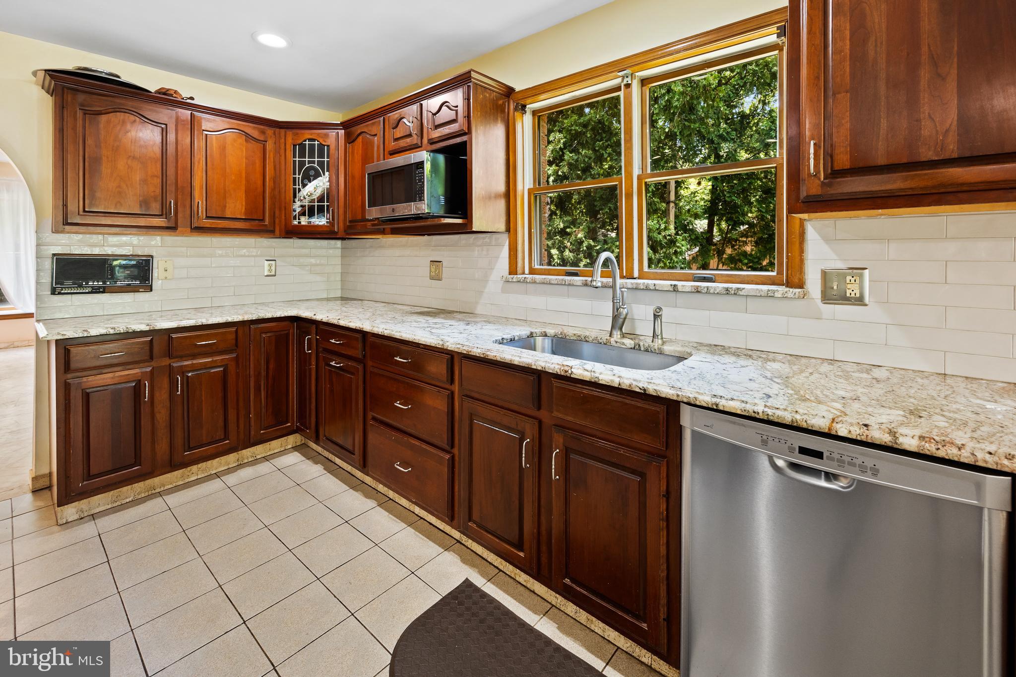 4 Kimberly Ct