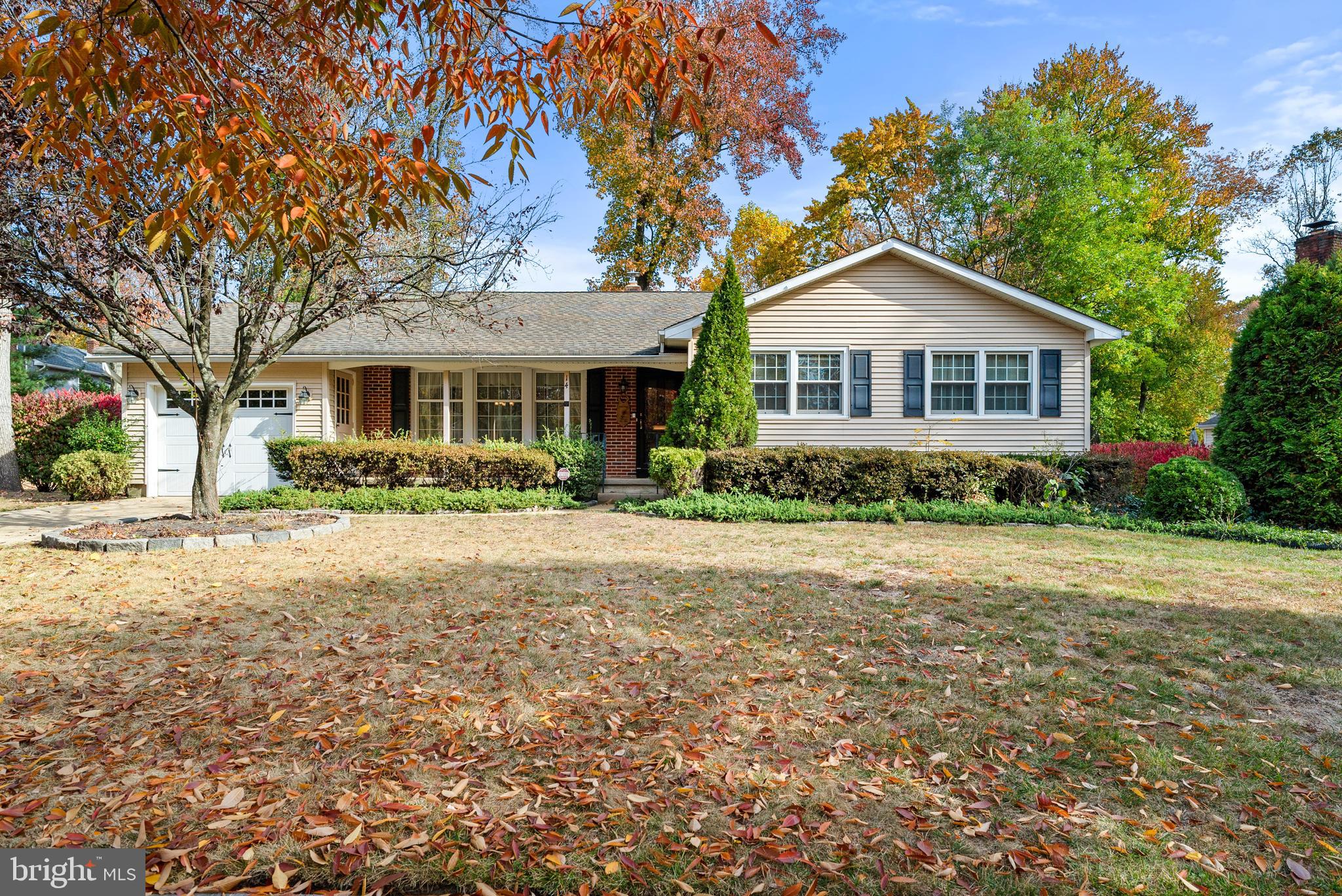14 Old Town Rd