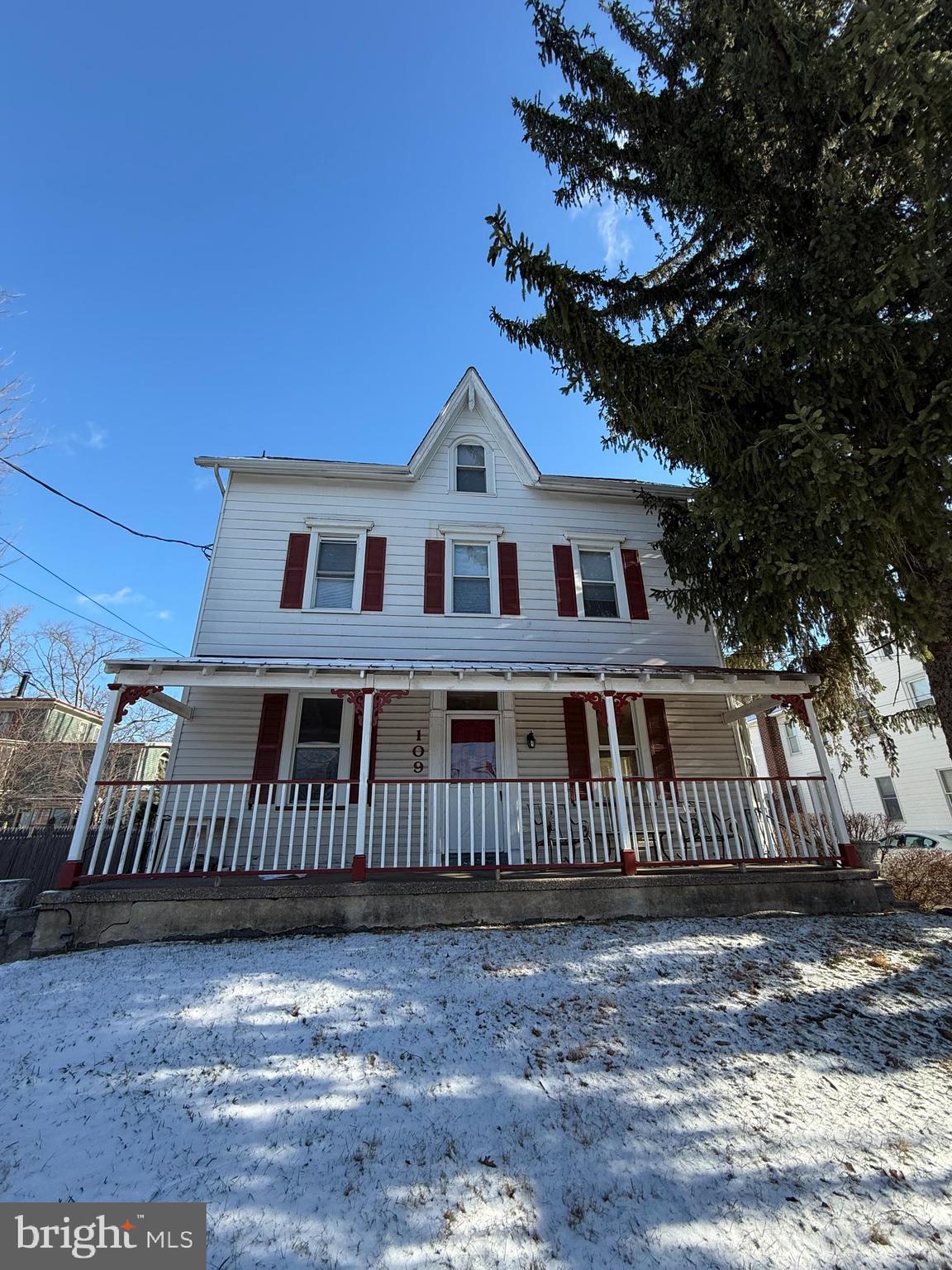 109 S ATLANTIC AVE #1
