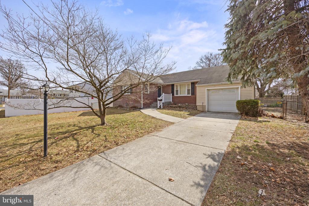 1506 Gaskill Ave