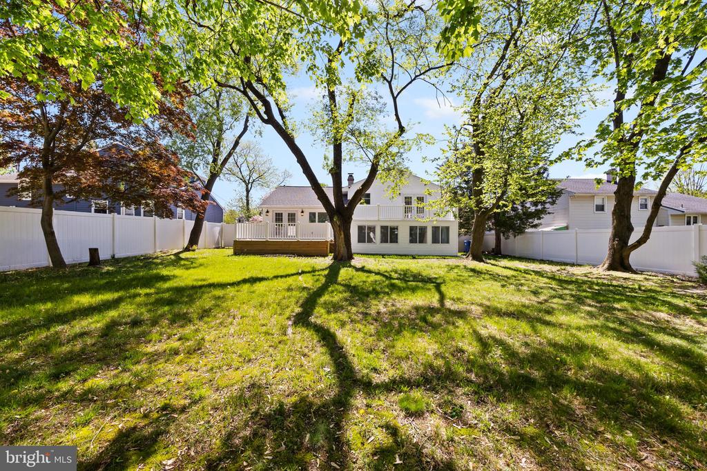 218 Rhode Island Ave