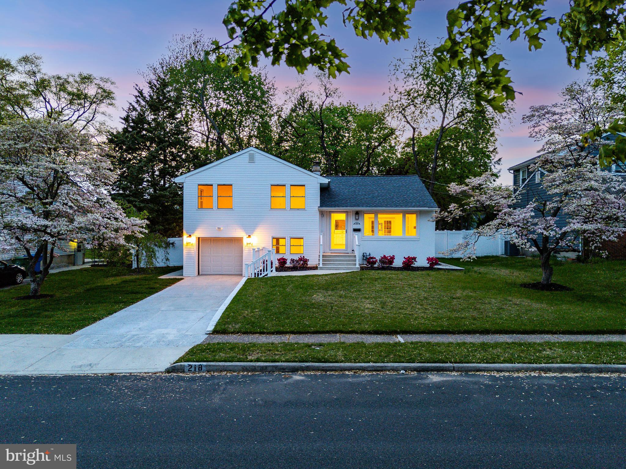 218 Rhode Island Ave