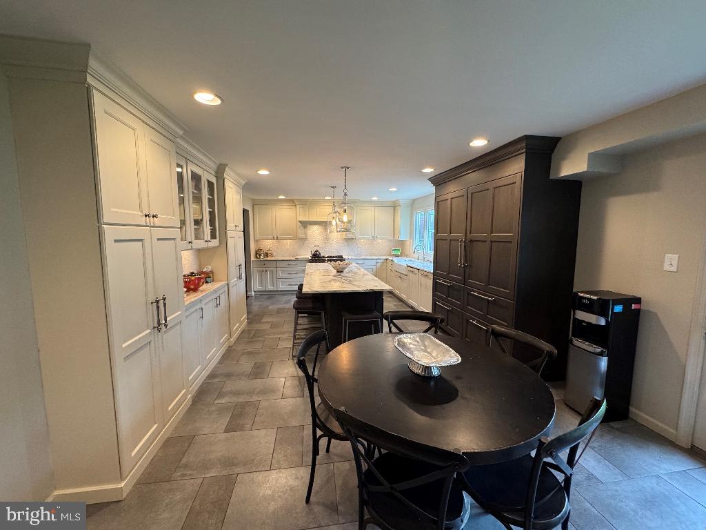 1041 Bobwhite Dr