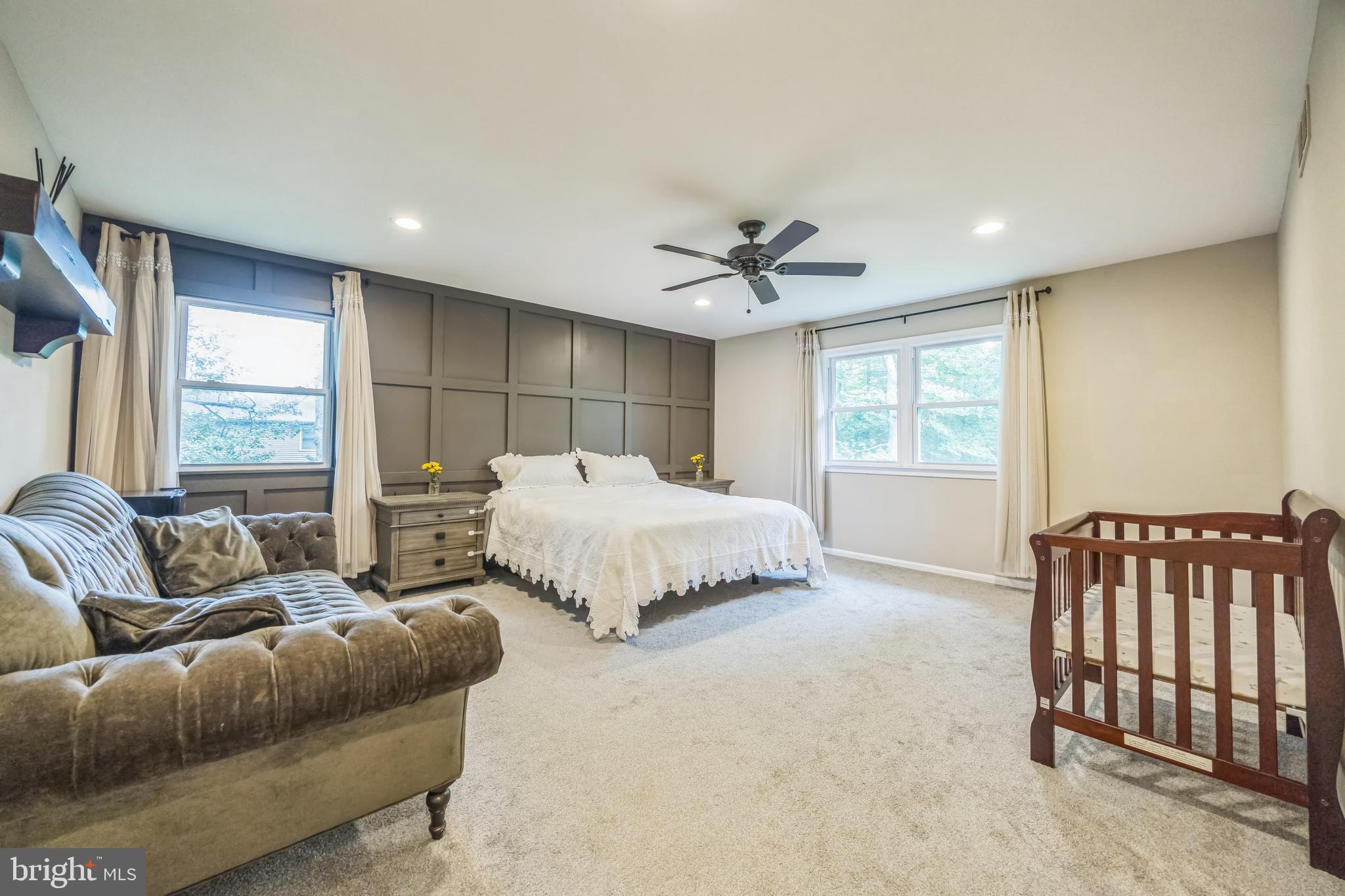 1809 E FIRESIDE COURT