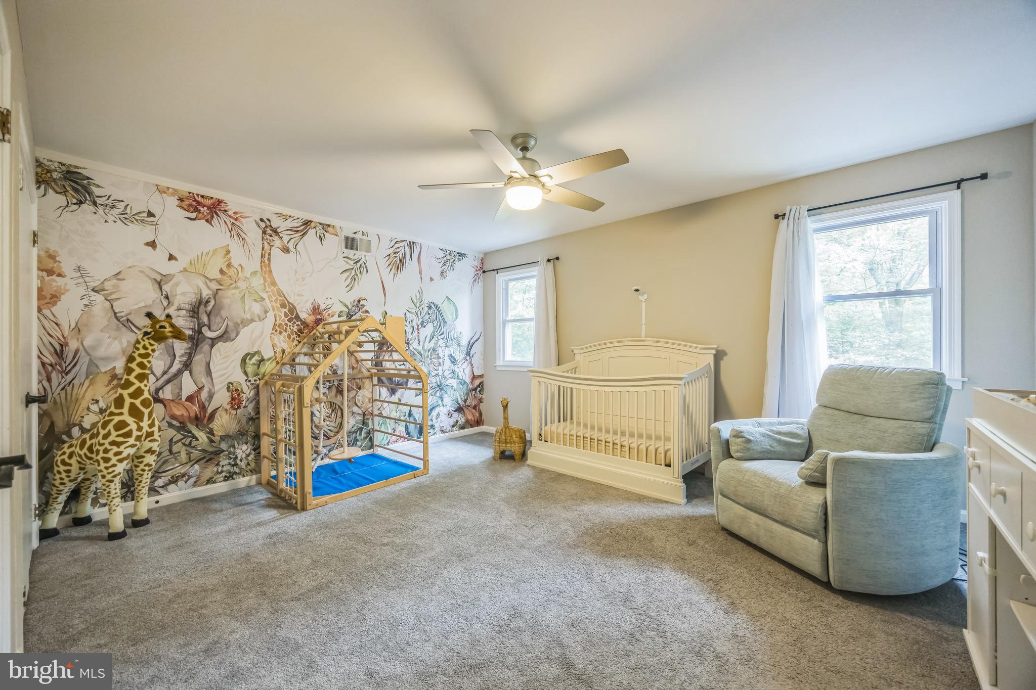 1809 E FIRESIDE COURT