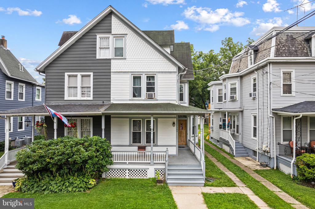 122 W COTTAGE AVENUE