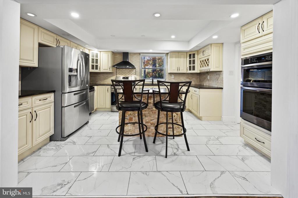 24 MAPLE AVENUE
