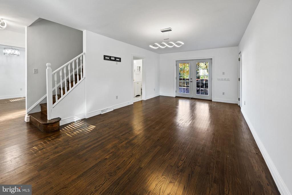 24 MAPLE AVENUE