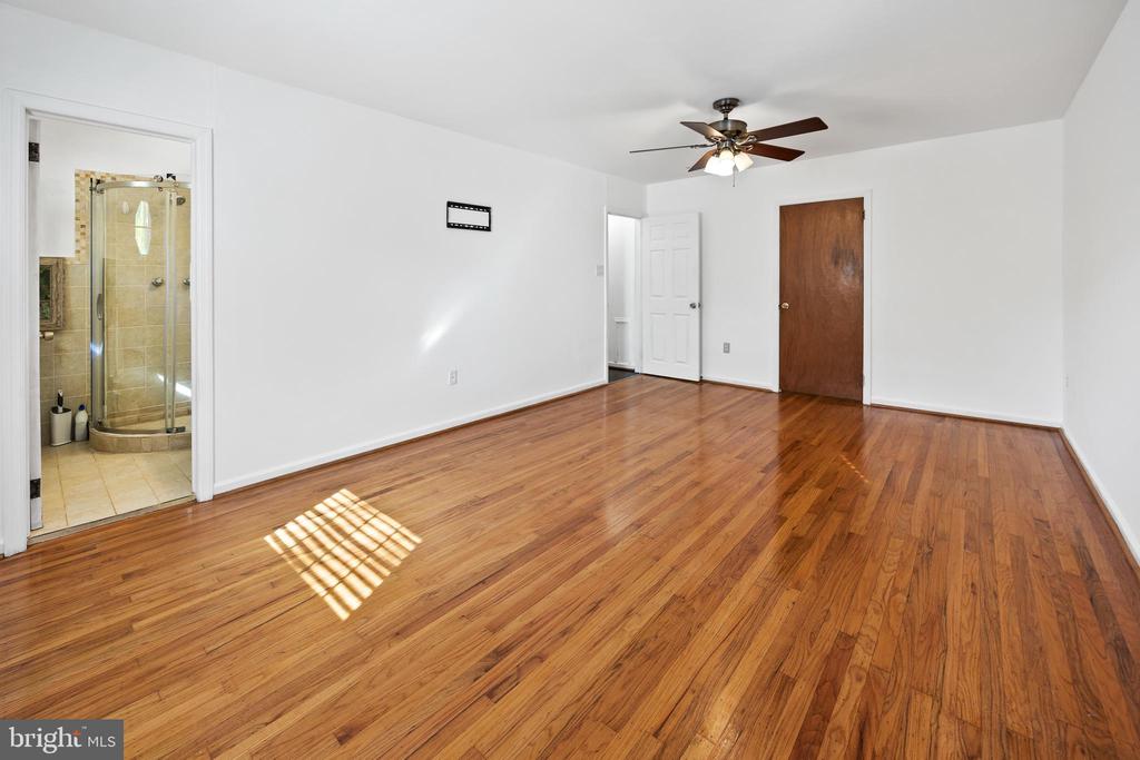 24 MAPLE AVENUE